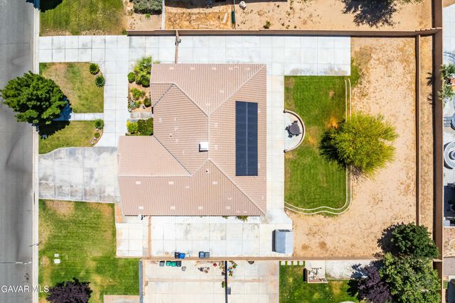 1718 Whitlatch Drive, Lancaster, CA 93535