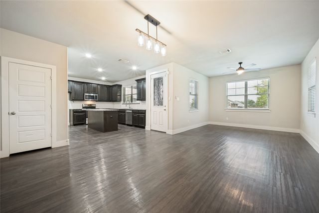 44 Kramer Lane, Sanger, TX 76266