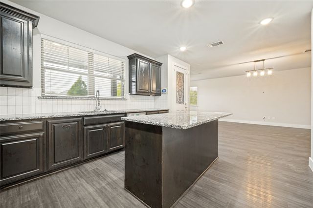 44 Kramer Lane, Sanger, TX 76266