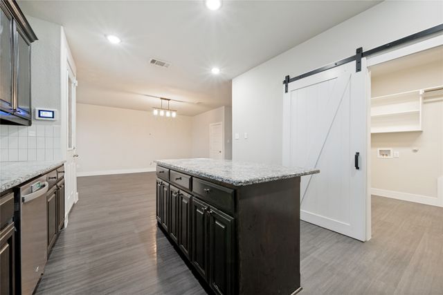 44 Kramer Lane, Sanger, TX 76266