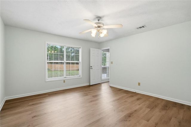 115 Knight Way, Fayetteville, GA 30214
