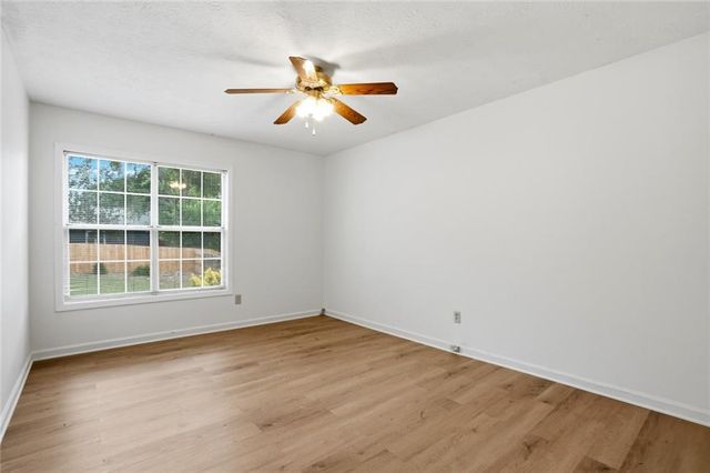 115 Knight Way, Fayetteville, GA 30214