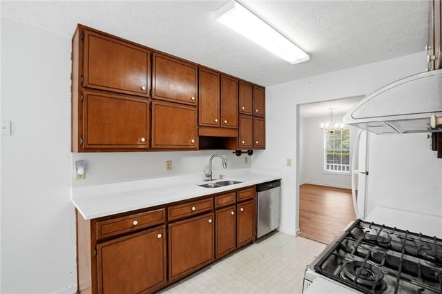 115 Knight Way, Fayetteville, GA 30214