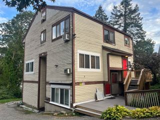 8 Ann Drive APT B, Danbury, CT 06810