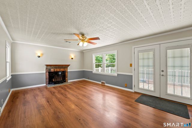 647 Willis Street, Bristol, CT 06010