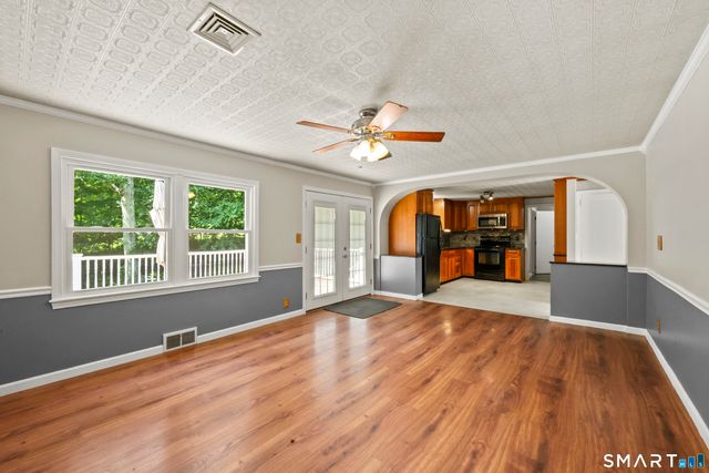 647 Willis Street, Bristol, CT 06010