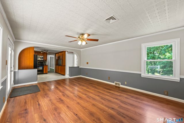 647 Willis Street, Bristol, CT 06010