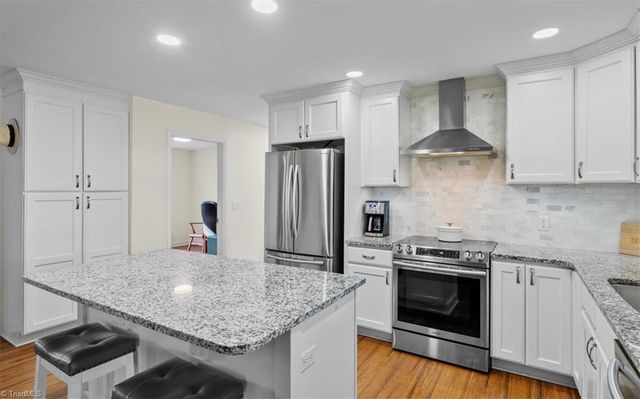 330 Fielding Drive, Kernersville, NC 27284