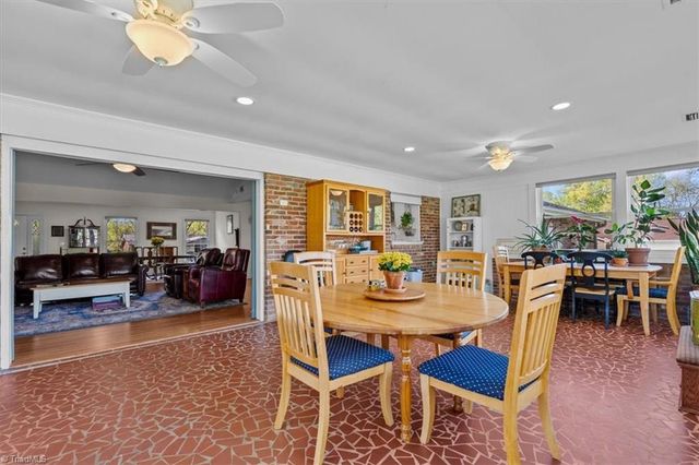 330 Fielding Drive, Kernersville, NC 27284