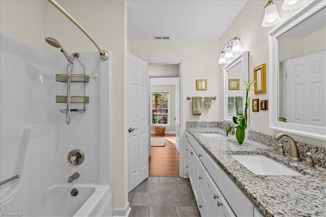 330 Fielding Drive, Kernersville, NC 27284
