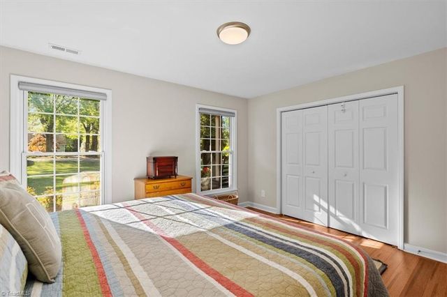 330 Fielding Drive, Kernersville, NC 27284