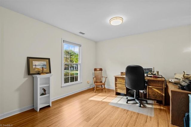 330 Fielding Drive, Kernersville, NC 27284