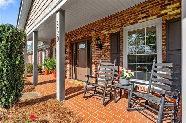 330 Fielding Drive, Kernersville, NC 27284