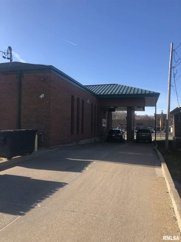 716 17TH Street, Moline, IL 61265