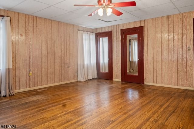 315 Meeker Ave, Newark City, NJ 07112