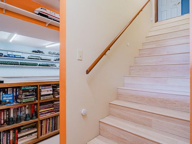 12309 Blueberry Lane, Lowell, AR 72745