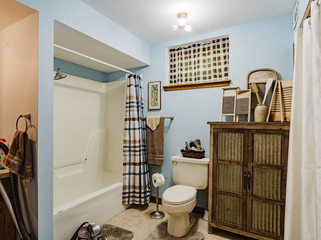 12309 Blueberry Lane, Lowell, AR 72745