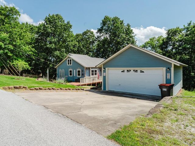 12309 Blueberry Lane, Lowell, AR 72745