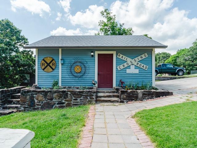 12309 Blueberry Lane, Lowell, AR 72745