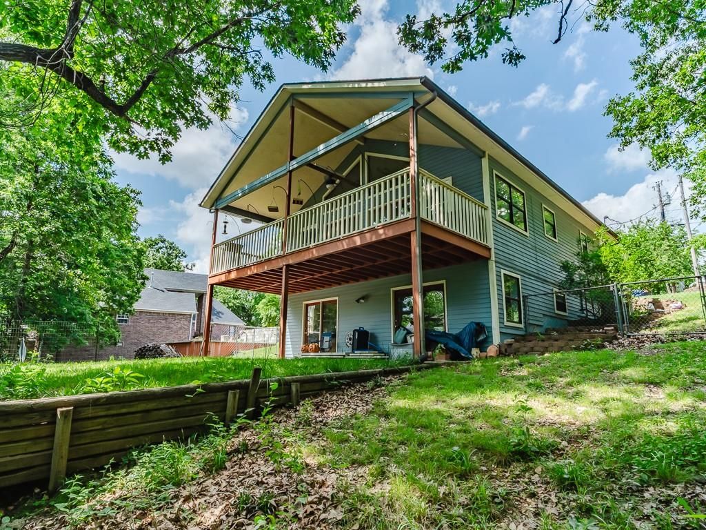 12309 Blueberry Lane, Lowell, AR 72745