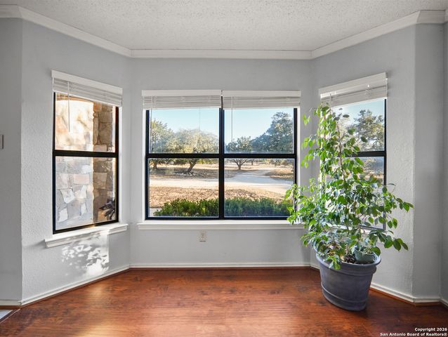 988 Summit, Lakehills, TX 78063