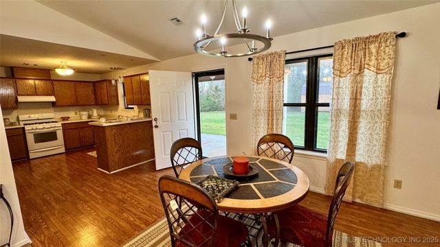 11634 Ok-3, Lane, OK 74555