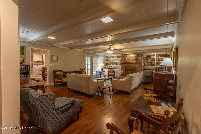 812 Velma Street, Hattiesburg, MS 39402