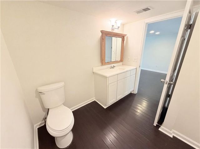 4436 Chowning Way, Atlanta, GA 30338