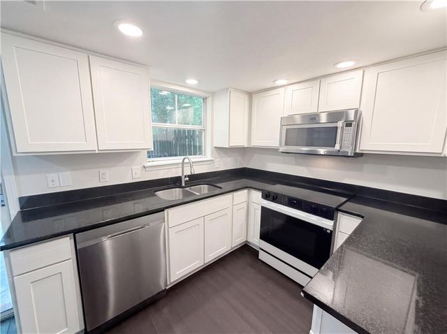 4436 Chowning Way, Atlanta, GA 30338