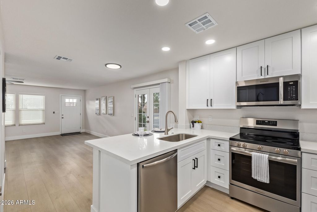 Image 11 of property listing at 5808 E BROWN Road 90, Mesa, AZ 85205