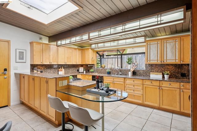 3736 Barrington Dr, Concord, CA 94518