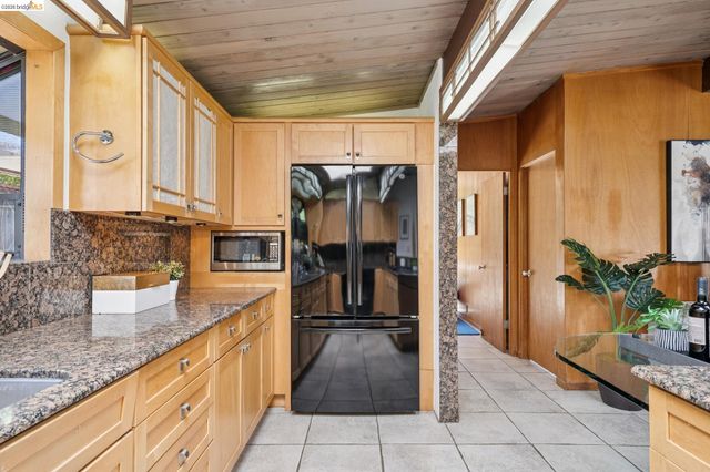 3736 Barrington Dr, Concord, CA 94518