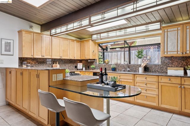 3736 Barrington Dr, Concord, CA 94518