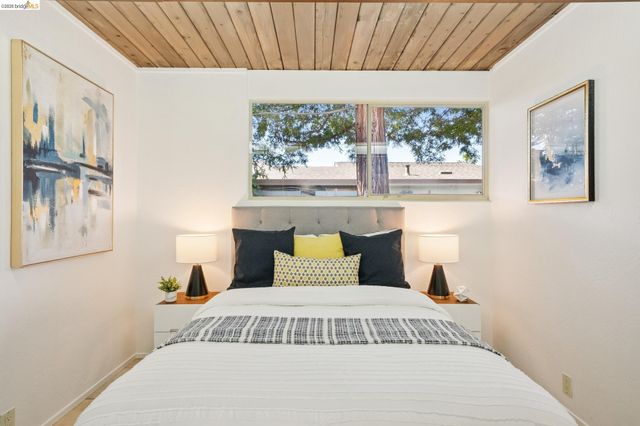 3736 Barrington Dr, Concord, CA 94518