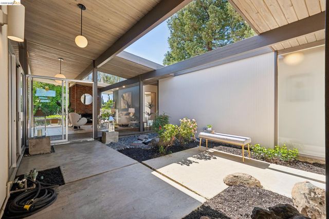 3736 Barrington Dr, Concord, CA 94518