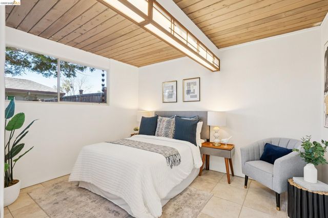 3736 Barrington Dr, Concord, CA 94518