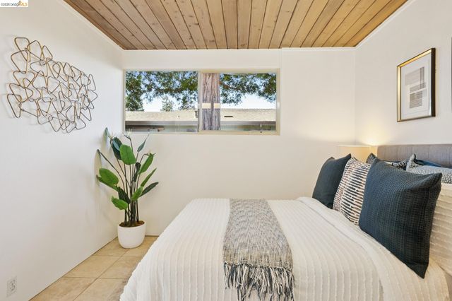 3736 Barrington Dr, Concord, CA 94518