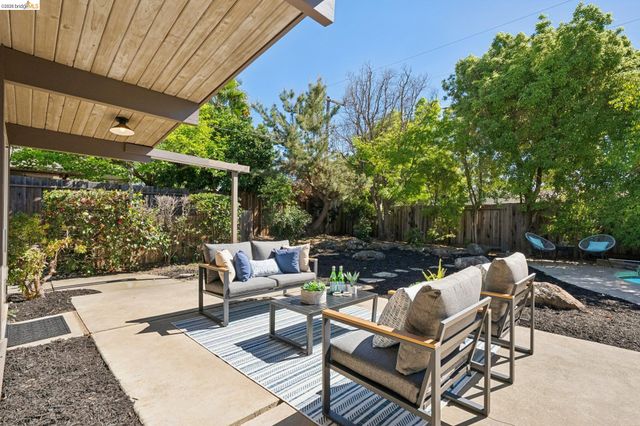 3736 Barrington Dr, Concord, CA 94518