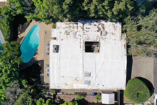 3736 Barrington Dr, Concord, CA 94518