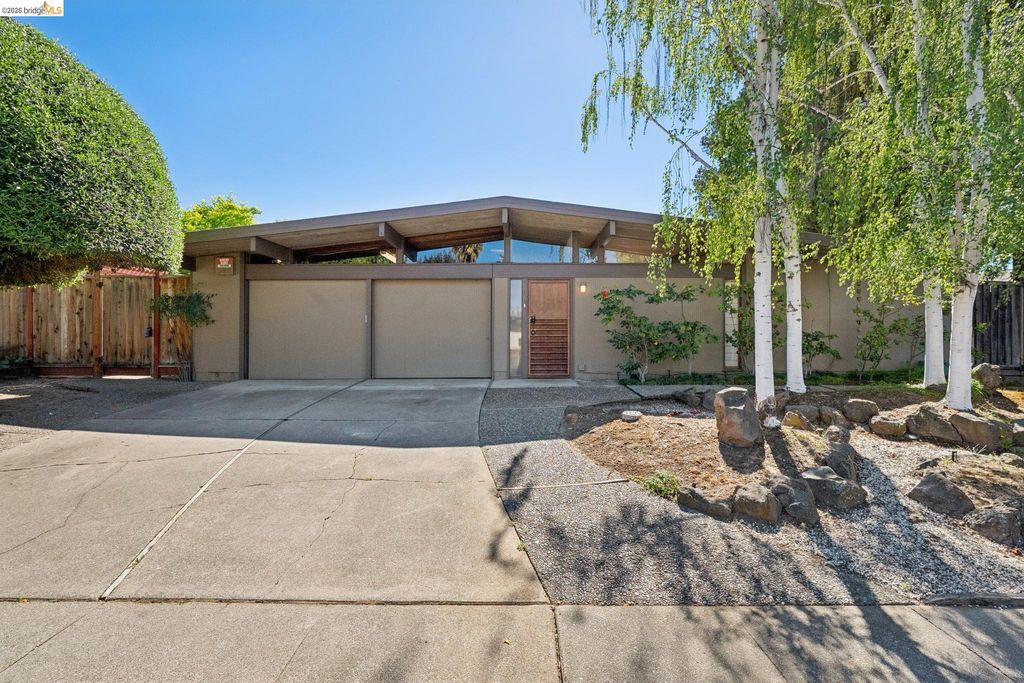 3736 Barrington Dr, Concord, CA 94518
