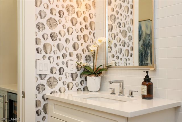 3290 Dorado LN 1-102, Naples, FL 34114