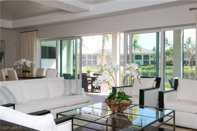 3290 Dorado LN 1-102, Naples, FL 34114