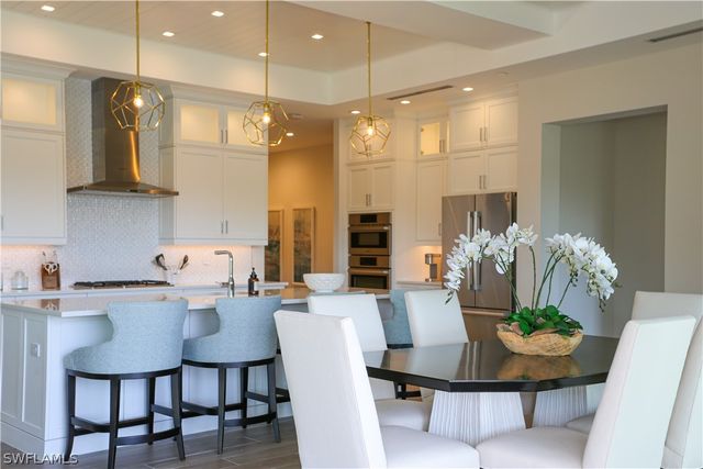 3290 Dorado LN 1-102, Naples, FL 34114