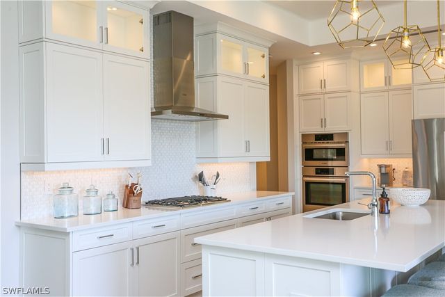 3290 Dorado LN 1-102, Naples, FL 34114