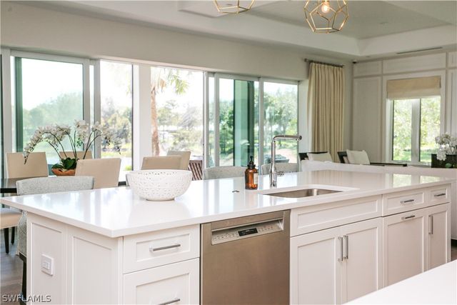 3290 Dorado LN 1-102, Naples, FL 34114