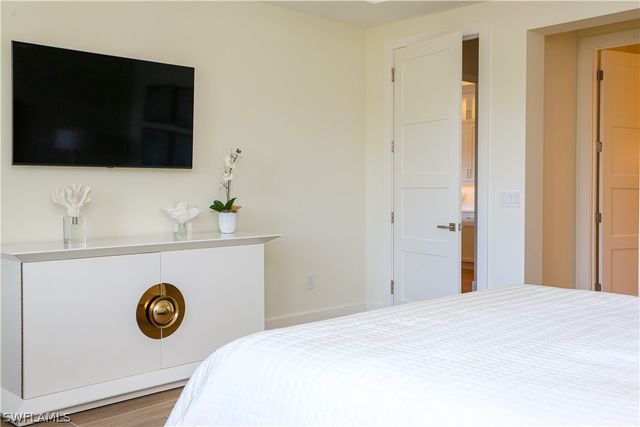 3290 Dorado LN 1-102, Naples, FL 34114