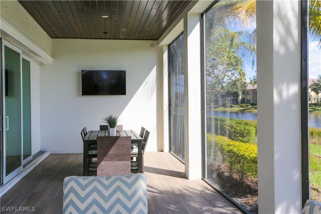 3290 Dorado LN 1-102, Naples, FL 34114