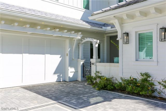 3290 Dorado LN 1-102, Naples, FL 34114