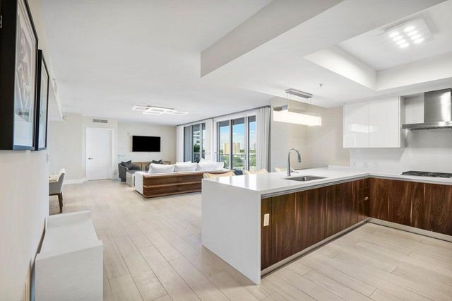 1180 N Federal Highway 707, Fort Lauderdale, FL 33304