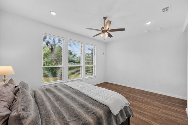 751 Whitetail DR, Round Rock, TX 78681